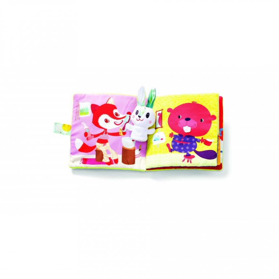 59570587_20210816104807-little-rabbit-dentist-book-1